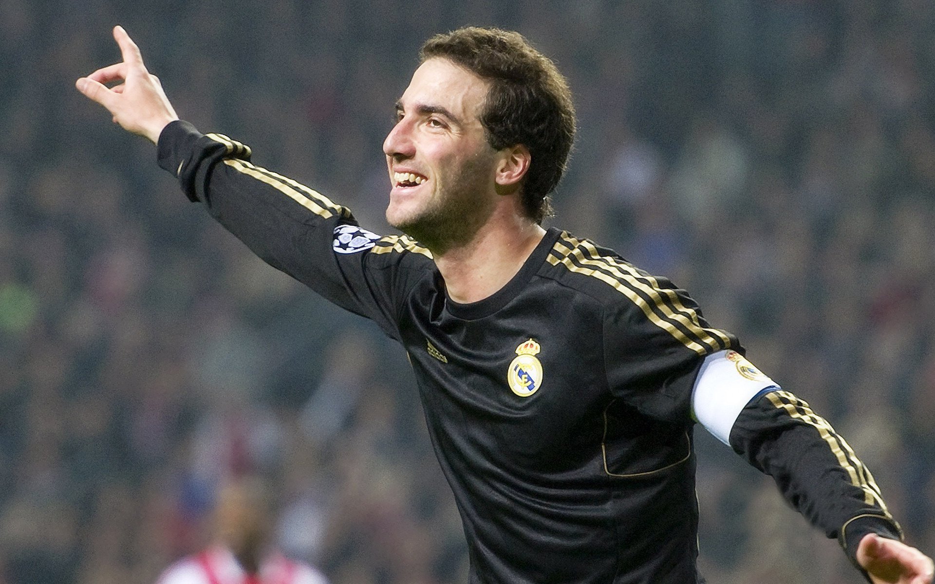 “德甲决战在即：领跑队伍士气高昂”，德甲收官战